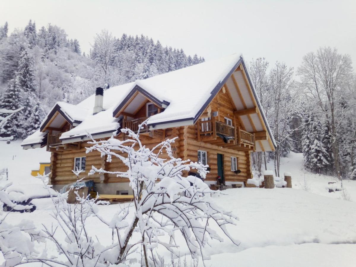 Nötsch Chalet Le Dorf المظهر الخارجي الصورة
