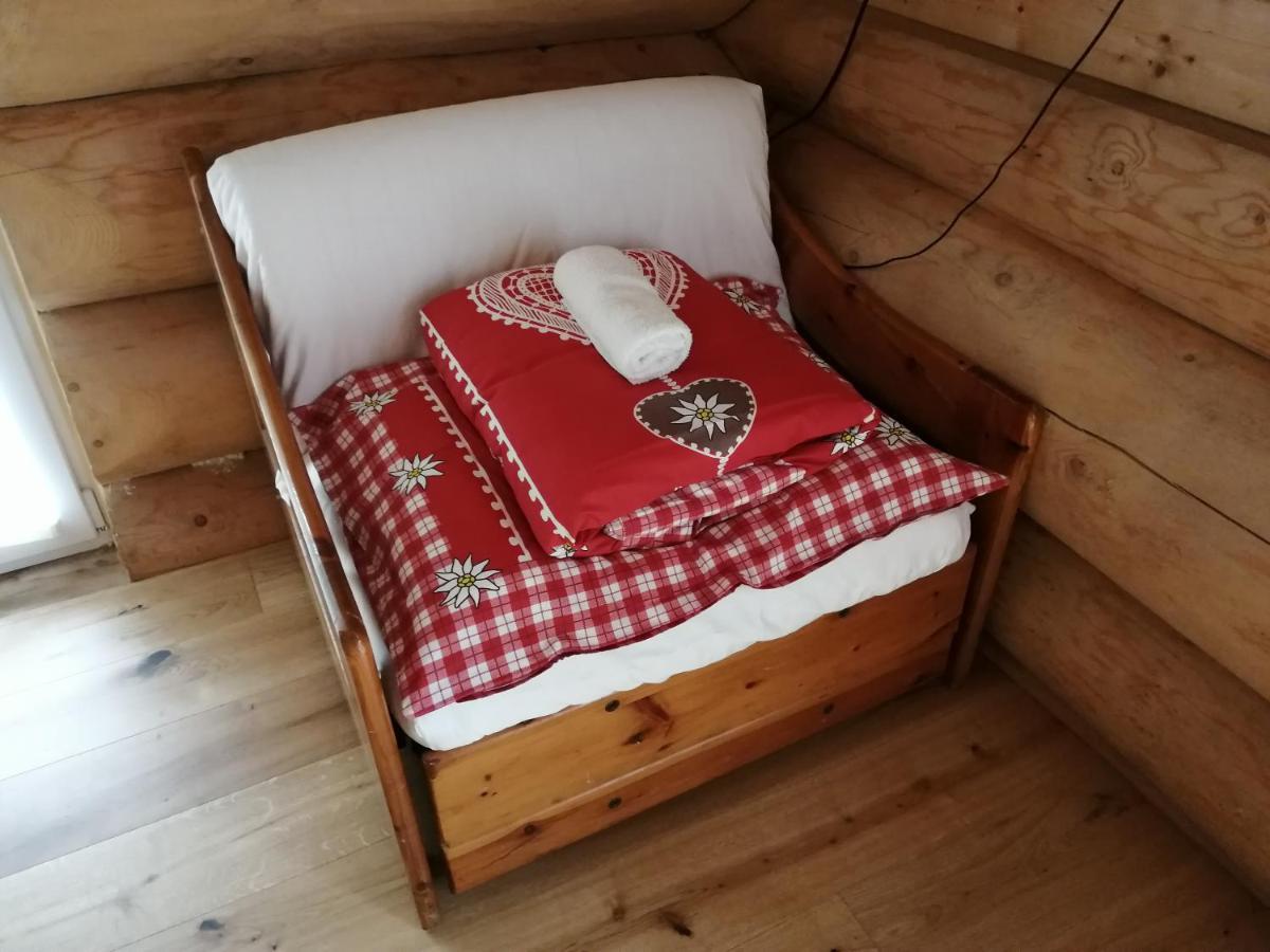 Nötsch Chalet Le Dorf المظهر الخارجي الصورة
