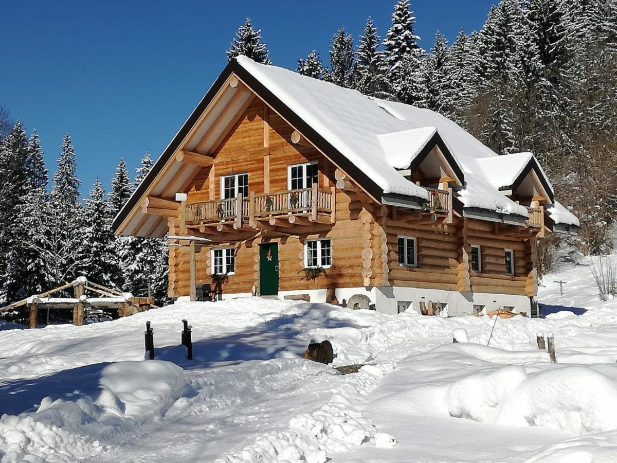 Nötsch Chalet Le Dorf المظهر الخارجي الصورة